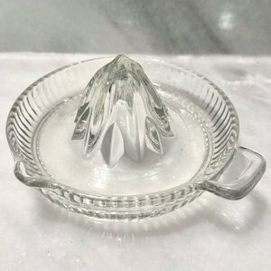 Vintage Glass Citrus Orange Lemon Lime Juicer Clear Ribbed Manual Reamer